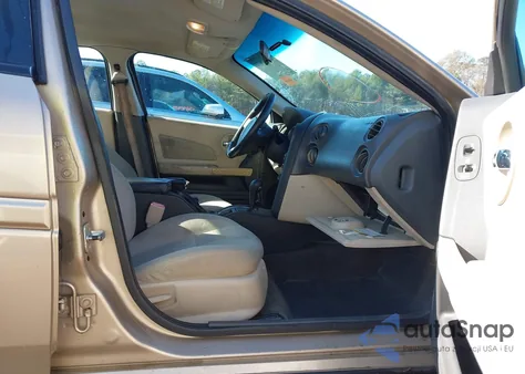 2005 Pontiac Grand Prix from USA, damaged, VIN 2G2WP522951296377